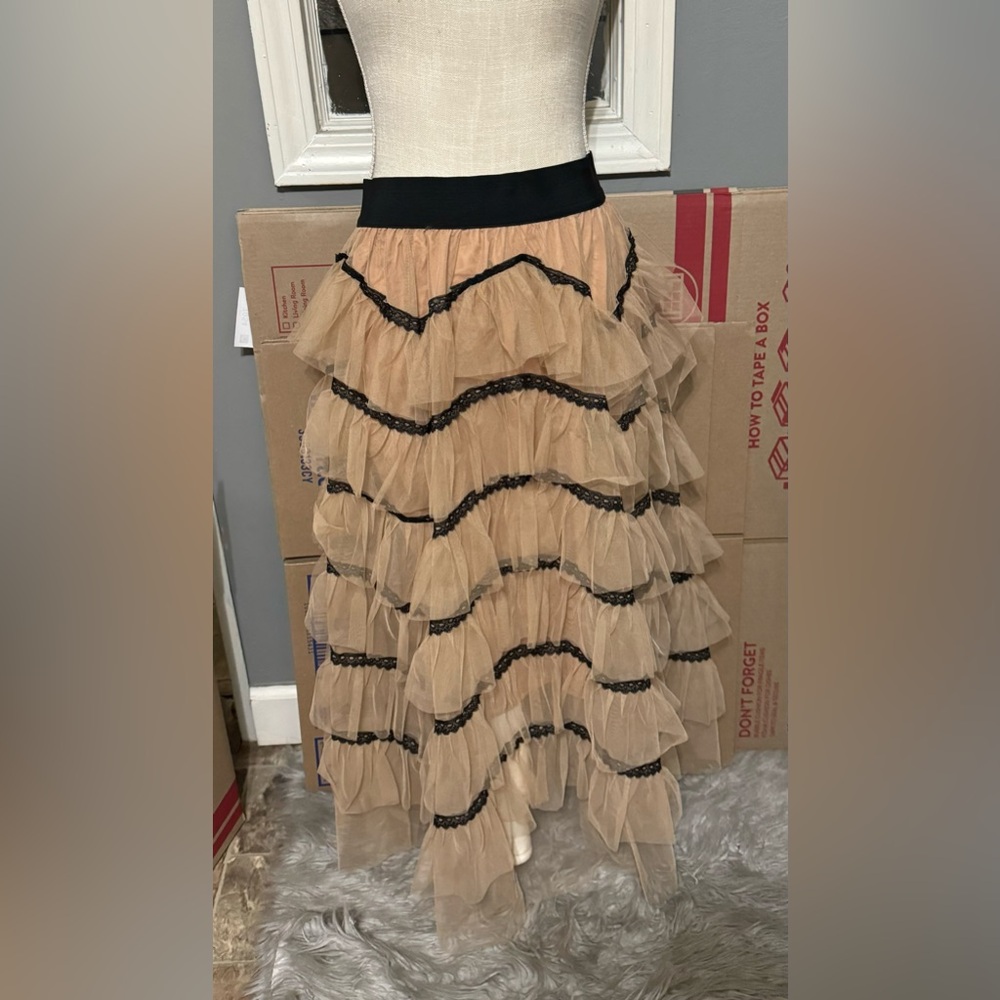 Layered tulle Skirt - Picture 2 of 4